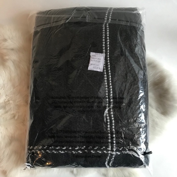 Olive & Pique LOLA Scarf in Charcoal NEW $84 - Picture 4 of 7